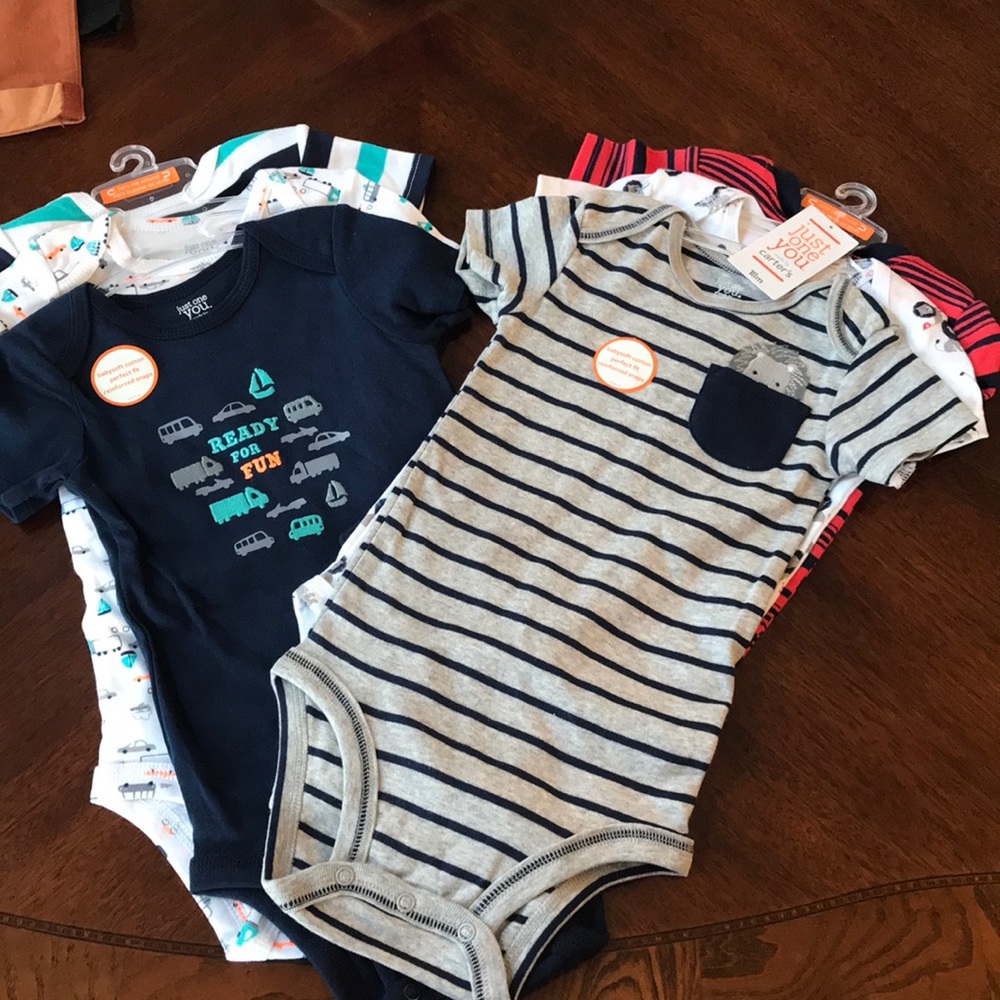 NWT Onesies 18M